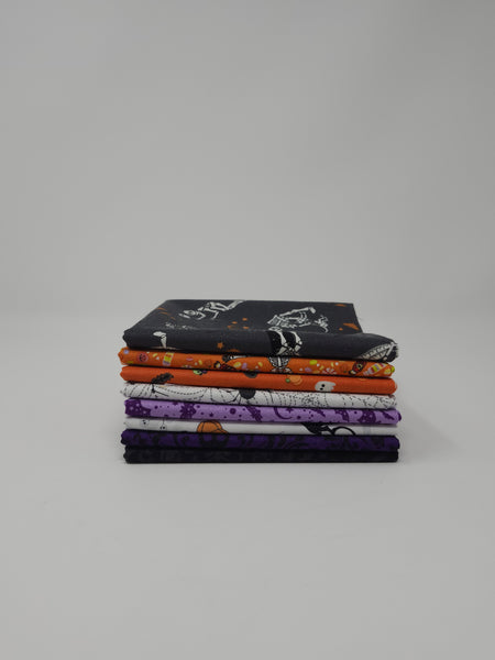 Hand-Cut Fat Quarter Bundle - FIGO - Mr. Bones Sews (8pc)