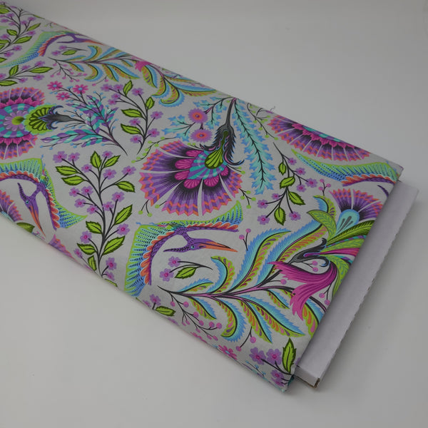 Tula Pink - ROAR! - Wing It - Mist - PWTP225.MIST (1/2 Yard)