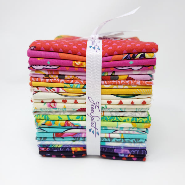 Fat Quarter Bundle - Tula Pink - Curiouser & Curiouser - Curiouser - FB2FQTP.CURIOUSER (25 pc)