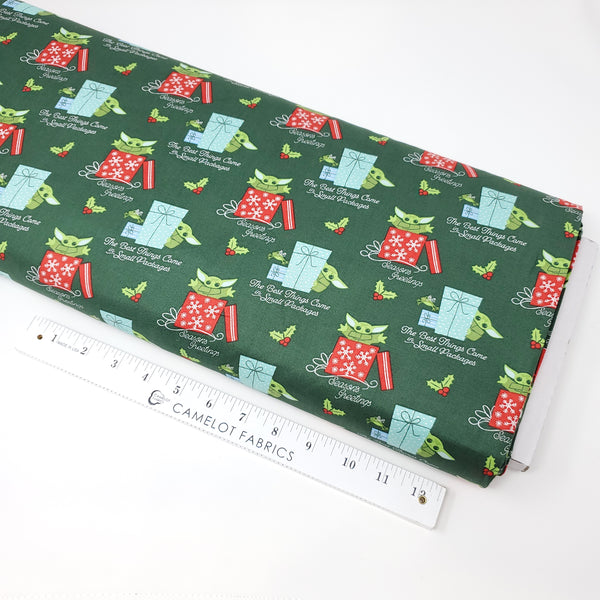 Camelot - Character Winter Holiday II - Star Wars - Child Small Packages - CAM73800272-02 (1/2 Yard)