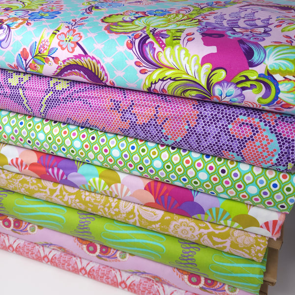 Tula Pink - Parisville (Deja Vu) - Topiary - Strawberry - PWTP188.STRAWBERRY (1/2 Yard)