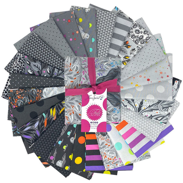 Fat Quarter Bundle - Tula Pink - Graywork & True Colors - FB4FQTP.GRAYWORK (24 pc)