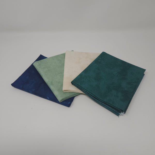 Hand-Cut Fat Quarter Bundle Plus - Northcott - Whisper (16pc)