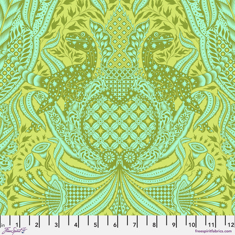 Tula Pink - ROAR! - Gift Rapt - Lime - PWTP224.LIME (1/2 Yard)