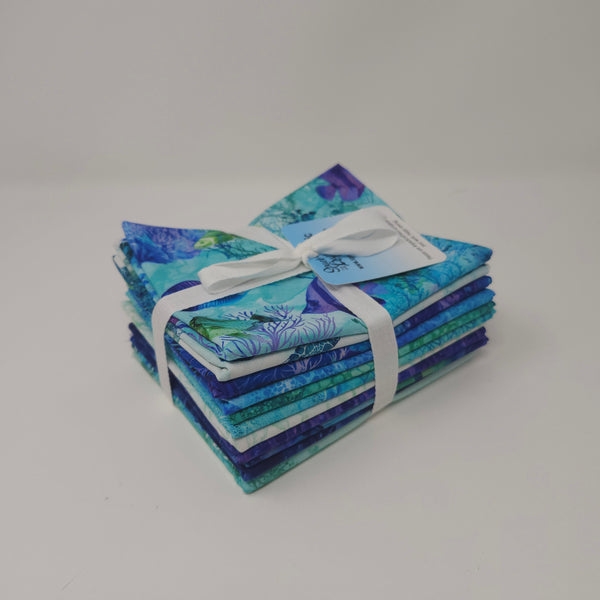 Hand-Cut Fat Quarter Bundle Plus - Northcott - Coral Reef (11pc)