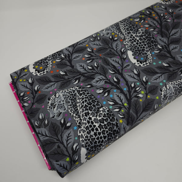 Tula Pink - Graywork - Birthmark - Shadow - PWTP258.SHADOW (1/2 Yard)