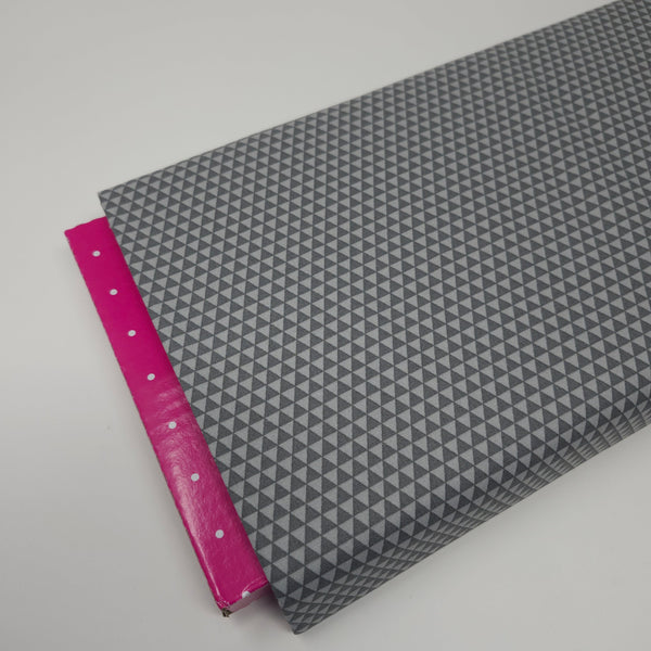 Tula Pink - True Colors Graywork - Kinda Shady - Shadow - PWTP263.SHADOW (1/2 Yard)