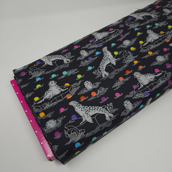 Tula Pink - Graywork - Seal the Deal - Carbon - PWTP259.CARBON (1/2 Yard)