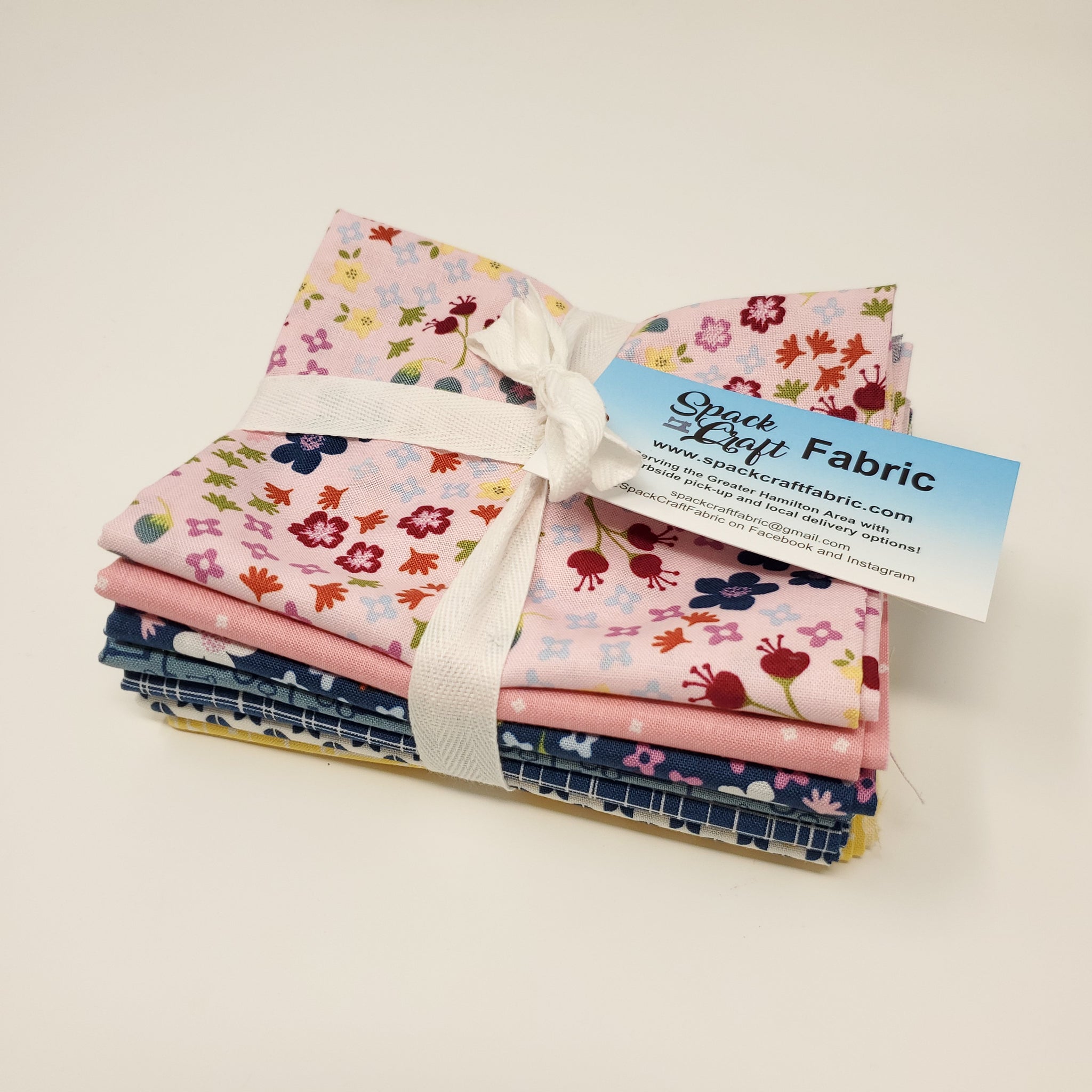 Hand-Cut Fat Quarter Bundle - Bloom and Grow by Riley Blake (7pc)