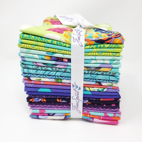 Fat Quarter Bundle - Tula Pink - Curiouser & Curiouser - Daydream - FB2FQTP.DAYDREAM (24 pc)