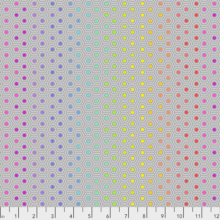 Tula Pink - True Colors - Hexy Rainbow - Dove - PWTP151.DOVE (1/2 Yard)