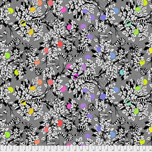 Tula Pink - Linework - Lemur Me Alone - Ink - PWTP154.INK (1/2 Yard)